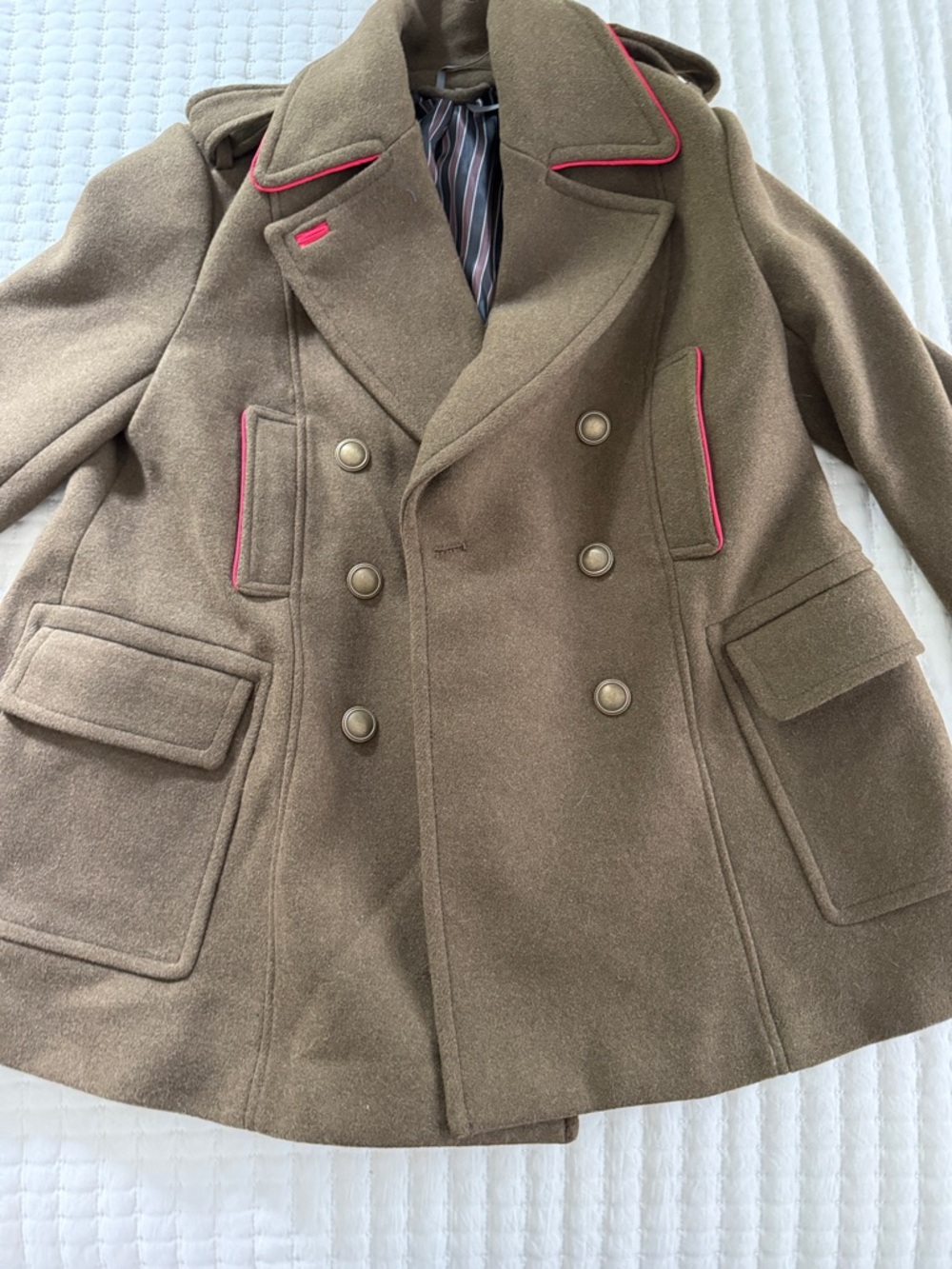 U.S. Army Olive Green and White Jacket with Metal Buttons.New w tags.